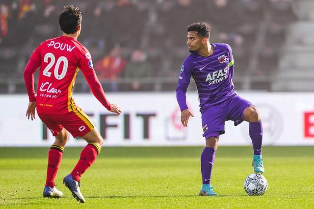 中国男篮集训名单：周琦回归 赵继伟赵睿在列