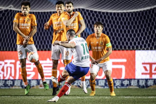 亚沙会女子沙滩排球上演“三国杀”：中国惜败泰国，日本横扫晋级